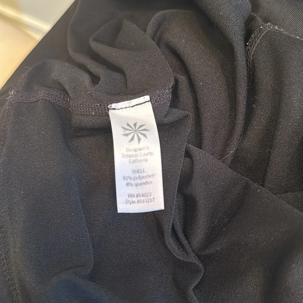 Athleta ST Black Reflective Decal Skort EUC - Picture 6 of 6